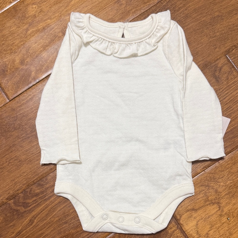 NWT Size 18M Garanimals Cream Long Sleeve Bosysuit